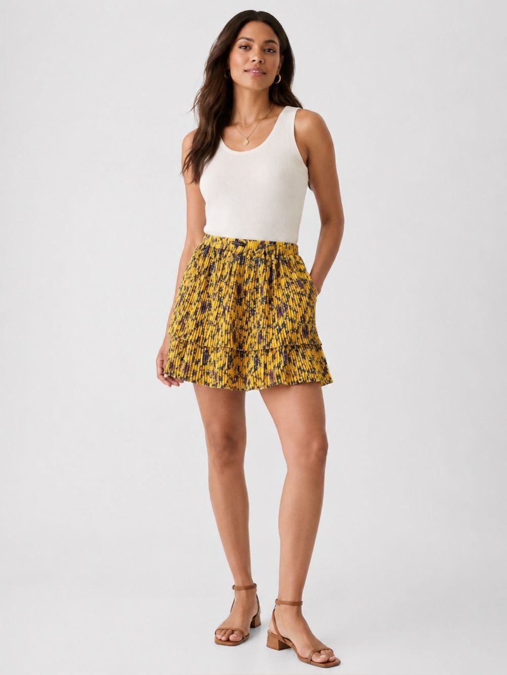 🎉5 for $45  🎉Banana Republic Skirt Pleated Women Size S Short Mini